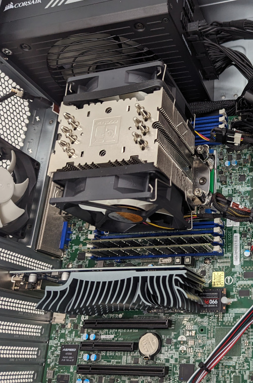 Quiet Xeon Scalable 4th Gen Tower Server features